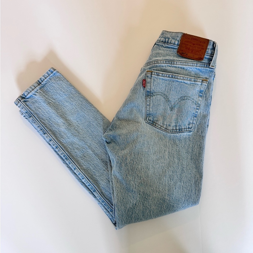 Levi's High Rise Blue Jeans Vintage Wash